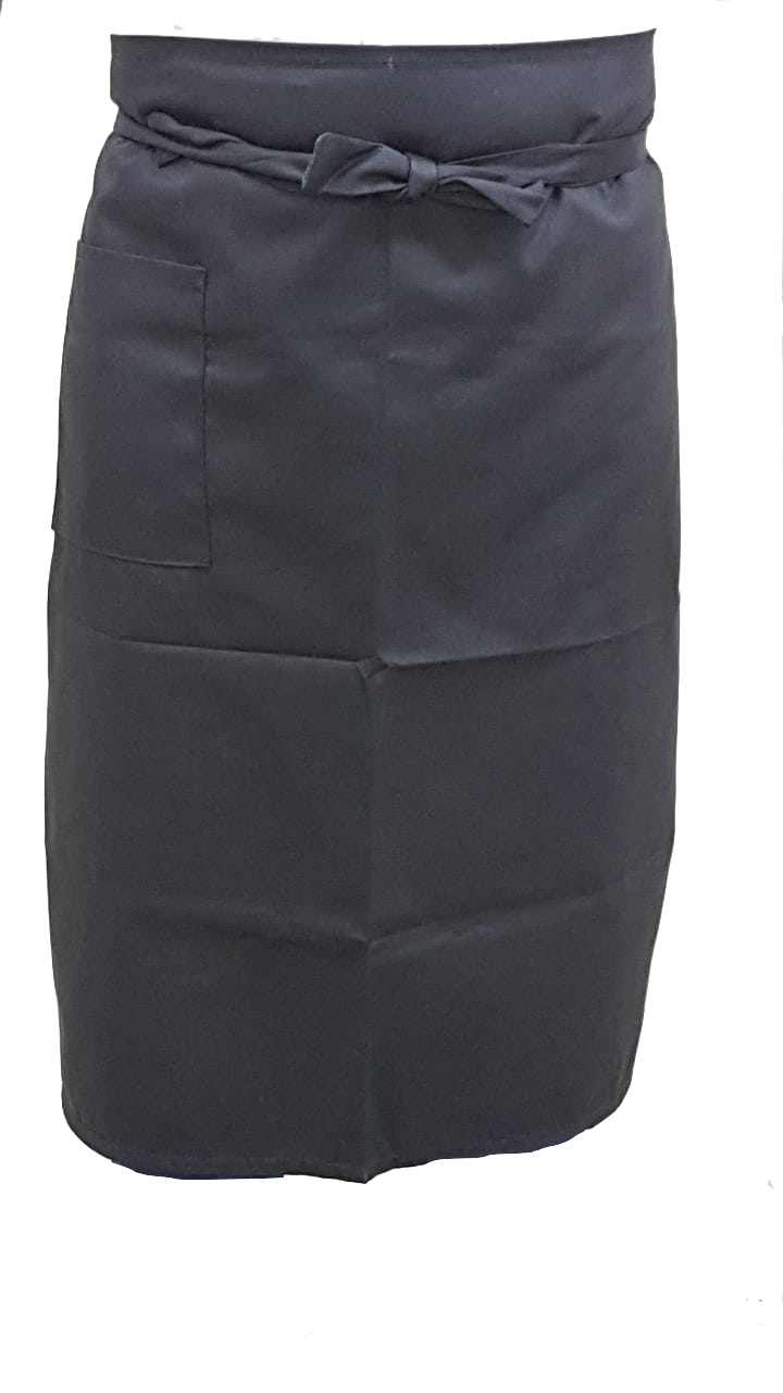 medio mandil negro.png